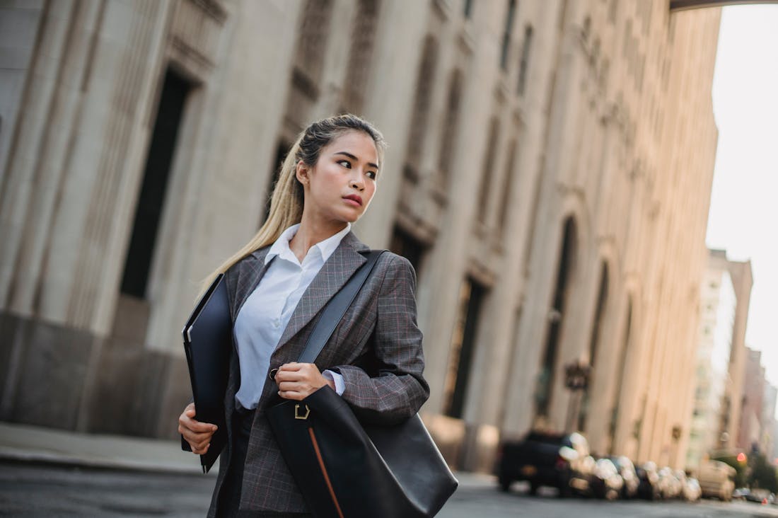 Essential Guidelines for Making Smart Investment Choices Image 1