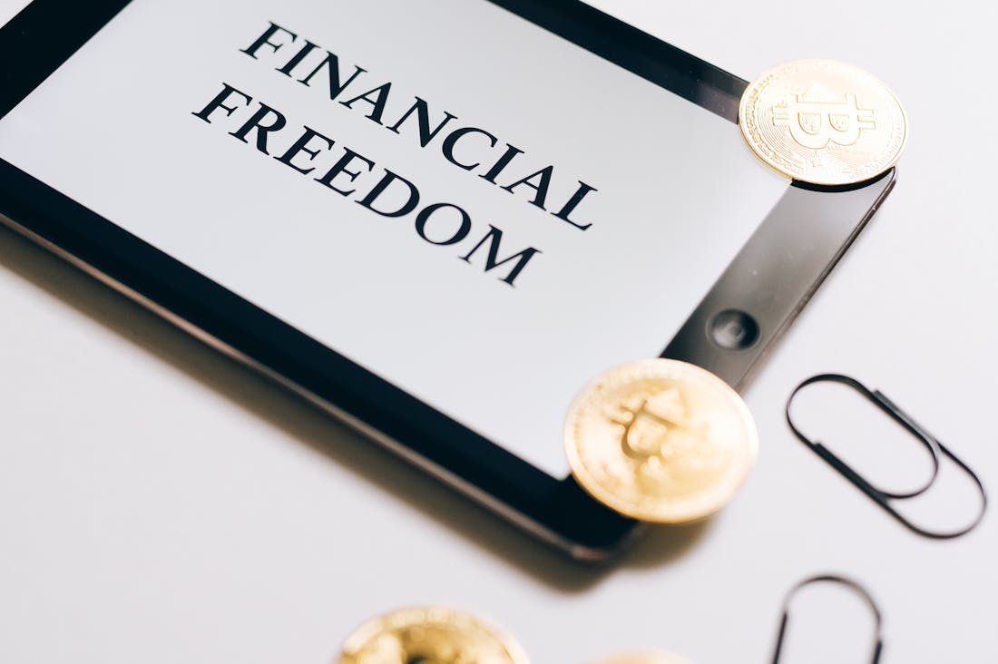Impact of Technology on Modern Finance Practices for Everyday Users Image 3