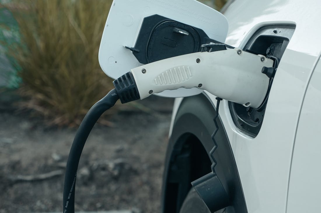 Innovative Auto Technologies Transforming the Driving Experience Today Image 3