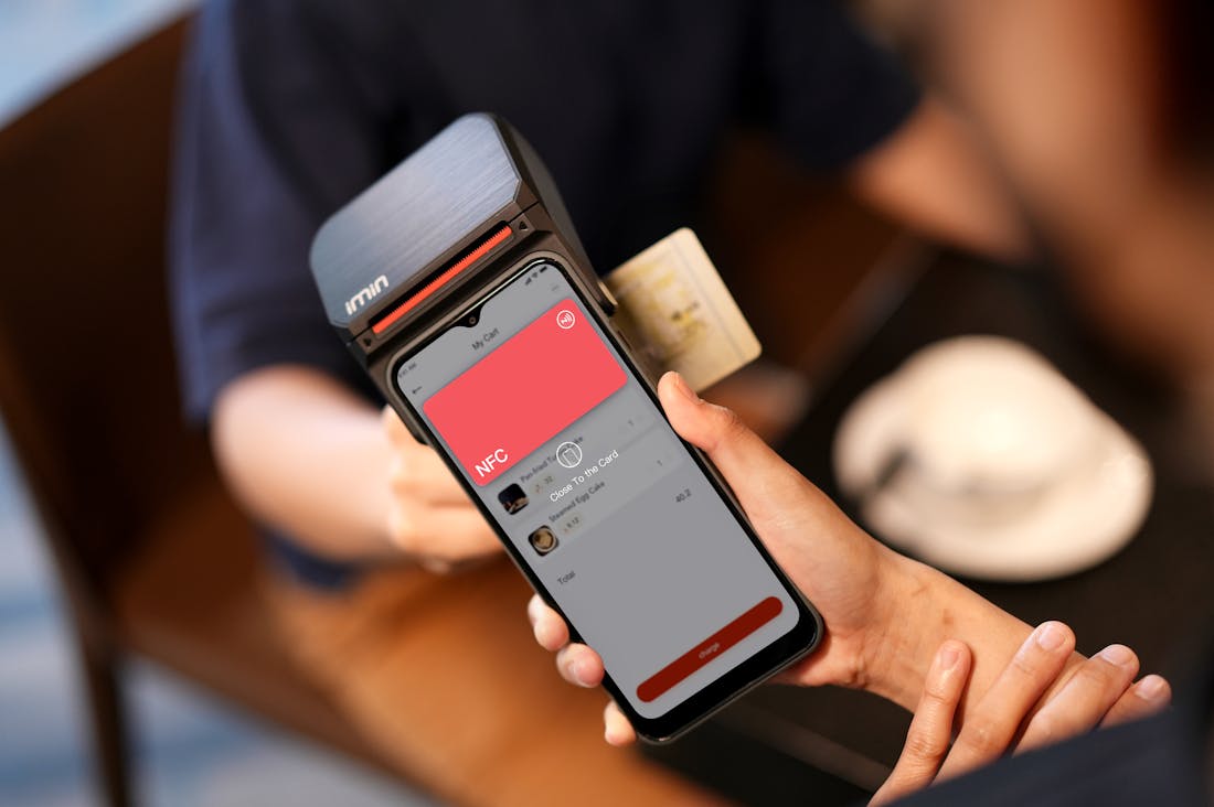 Tech Trends Revolutionizing Personal Finance for Everyday Consumers Image 1