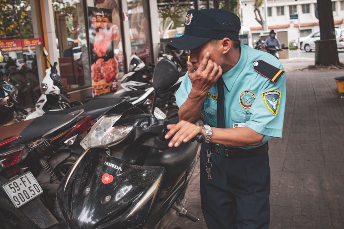 Essential Tips for Navigating Modern Car Maintenance Image 1