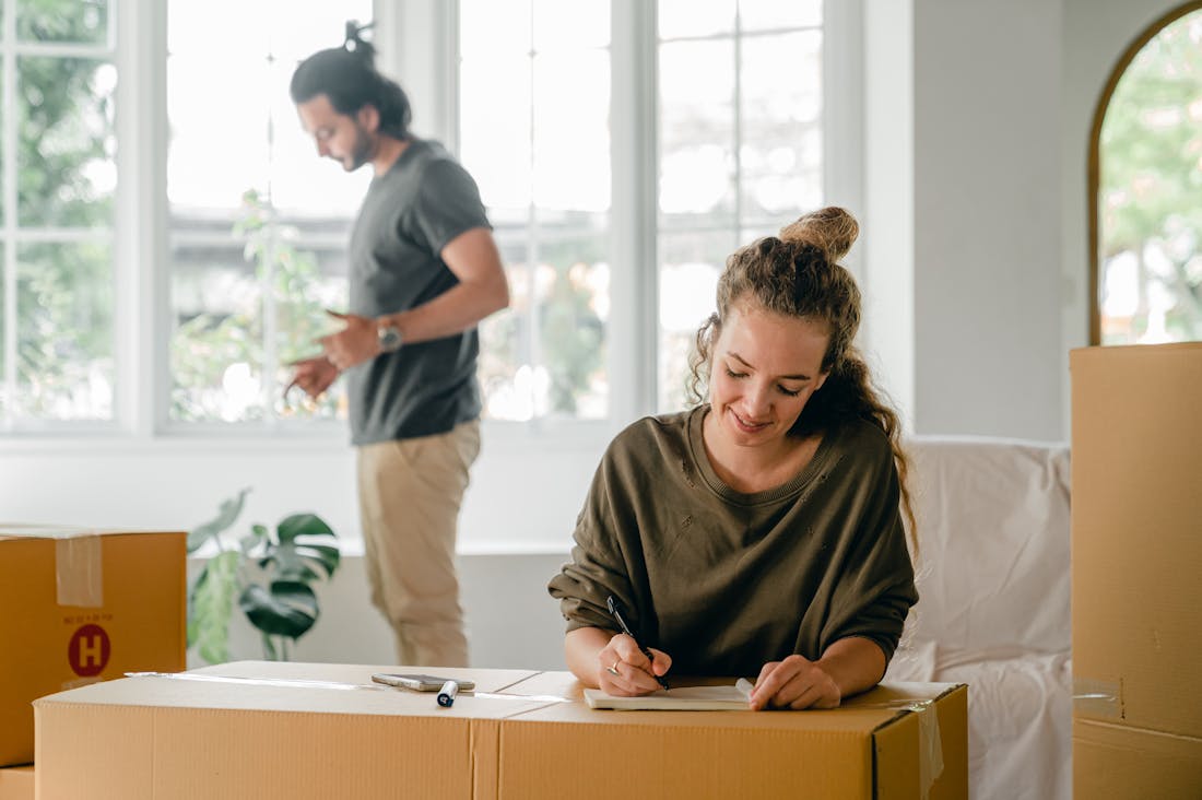 Insightful Tips for Achieving Financial Freedom in Today's Economy Image 2