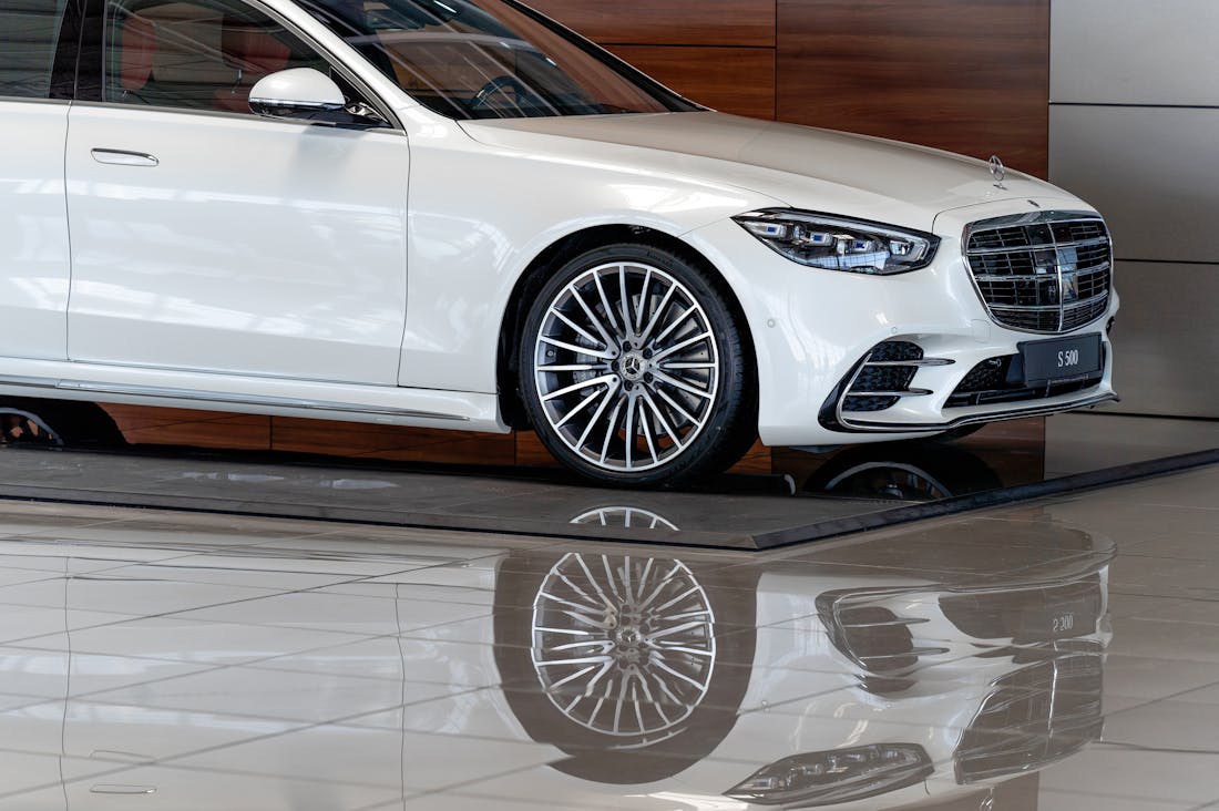 Mastering the Road: Essential Insights for Choosing Your Next Vehicle Image 2