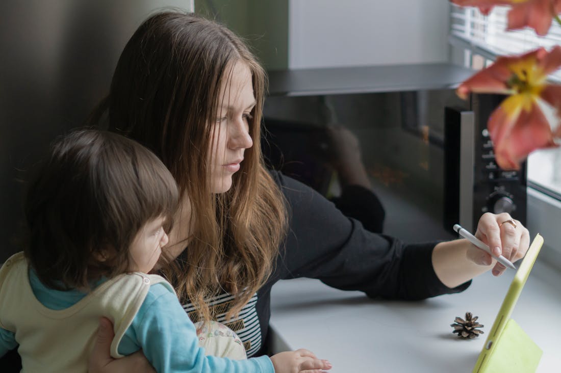 Tech and Lifestyle: The Intersection of Innovation and Everyday Living