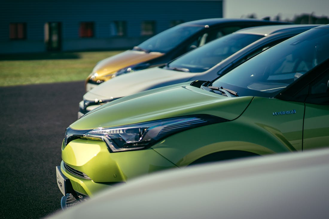 Smart Automotive Choices for Eco-Friendly and Efficient Travel Image 1