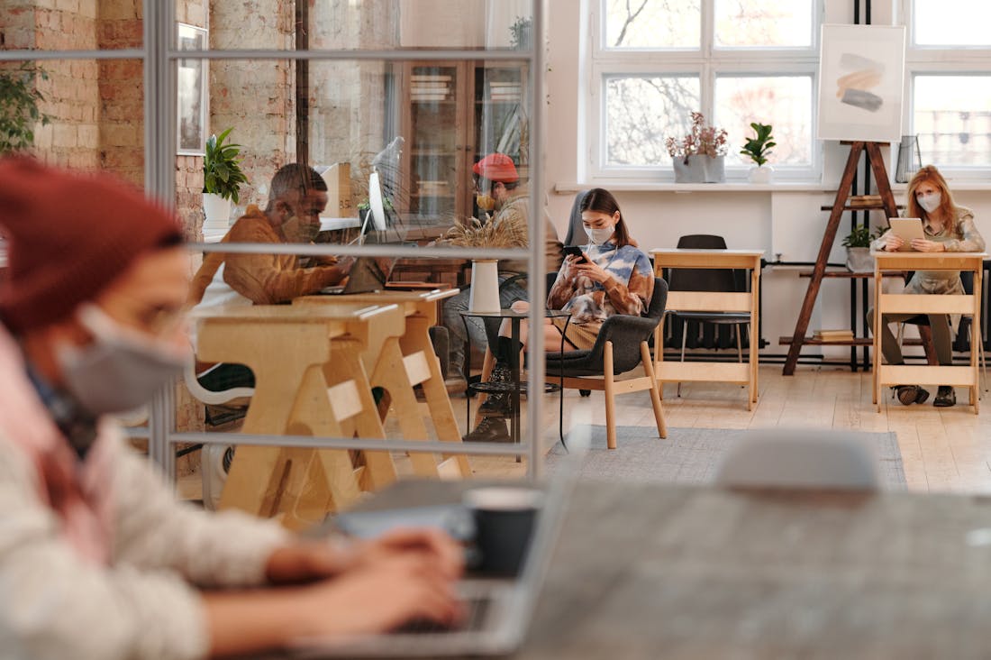 Evaluating Technology's Impact on Modern Work Environments Image 2