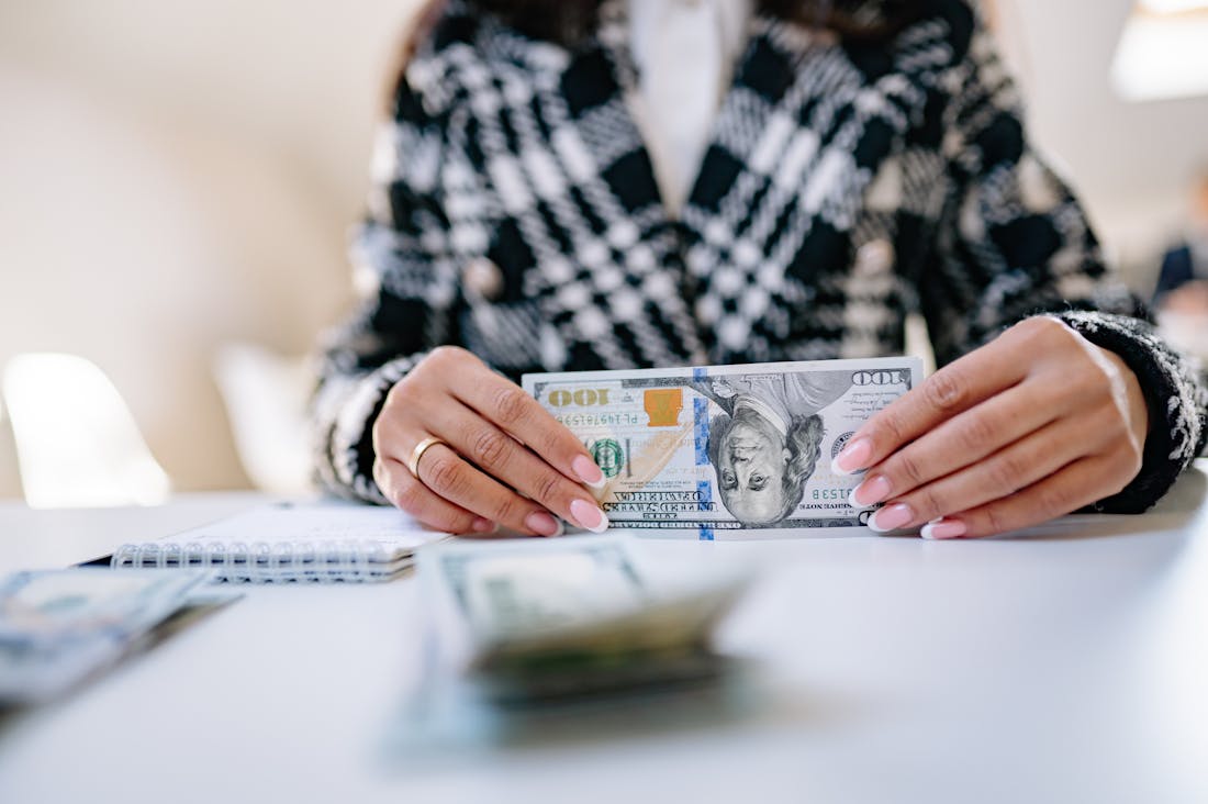 Strategic Approaches to Saving Money for Future Goals and Lifestyle Changes Image 1