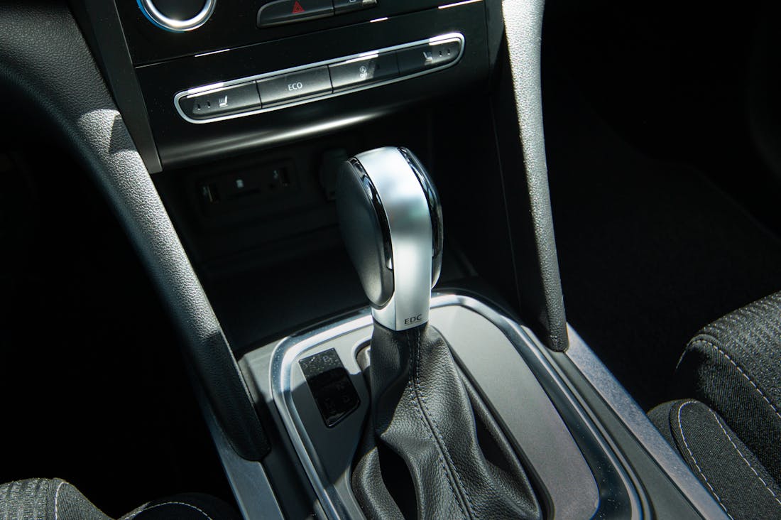Transform Daily Commute with Automotive Features that Enhance Comfort and Safety Image 2