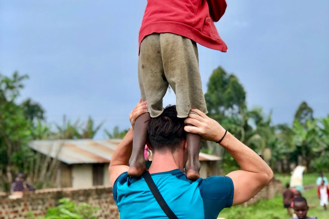 A Traveler's Guide to Sustainable Tourism: How to Explore the World Responsibly Image 3