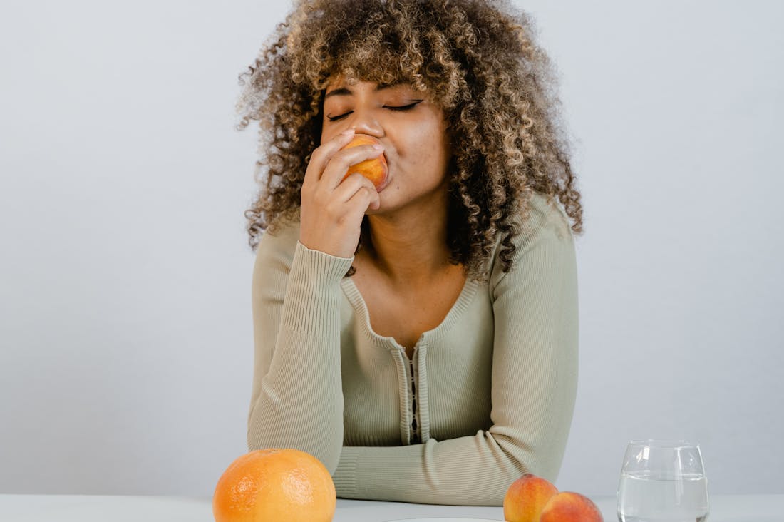 Achieving Optimal Wellness Through Nutrition and Mindfulness Practices Image 1