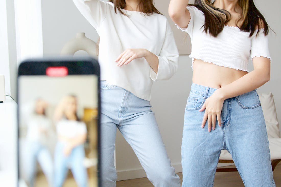 Advanced Technologies Shaping the Future of Lifestyle Choices Image 3