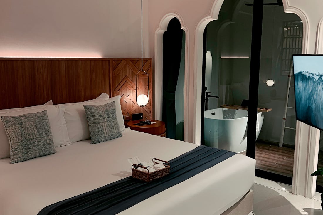 Affordable Travel Options for Adventurous Souls on a Budget Image 3