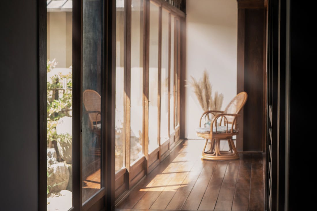 Art of Minimalism: Creating Space for What Matters Most in Life Image 3