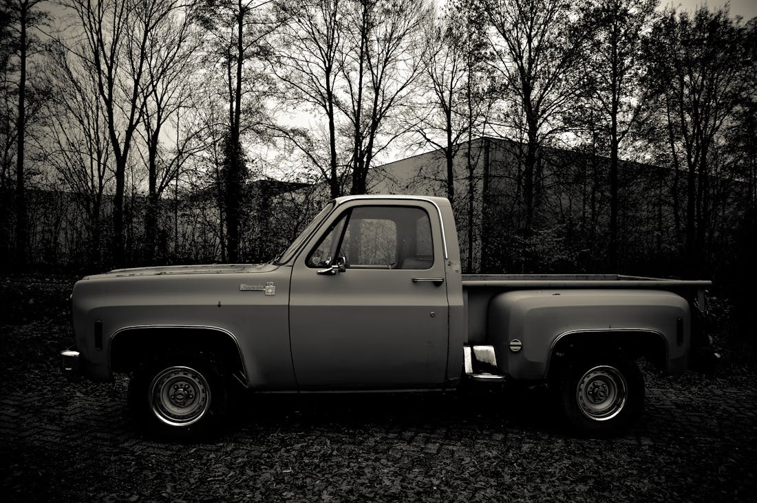 Auto Maintenance Tips Essential for Longevity and Performance