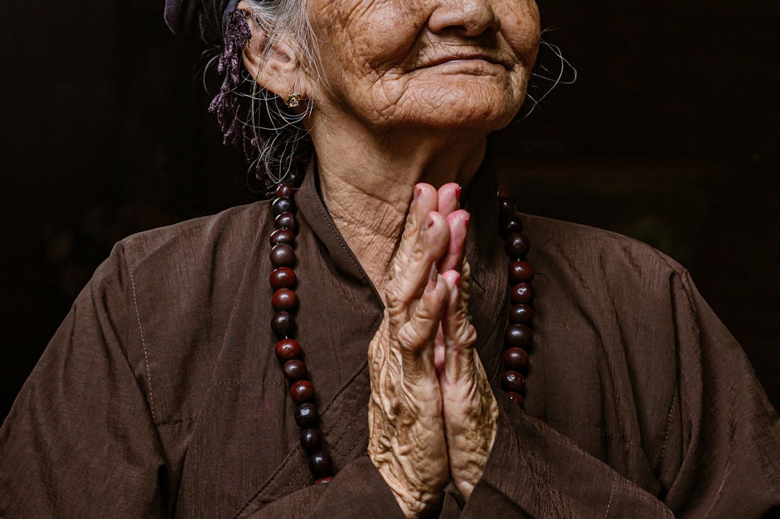 Balancing Modern Wellness Trends with Traditional Health Practices Image 2