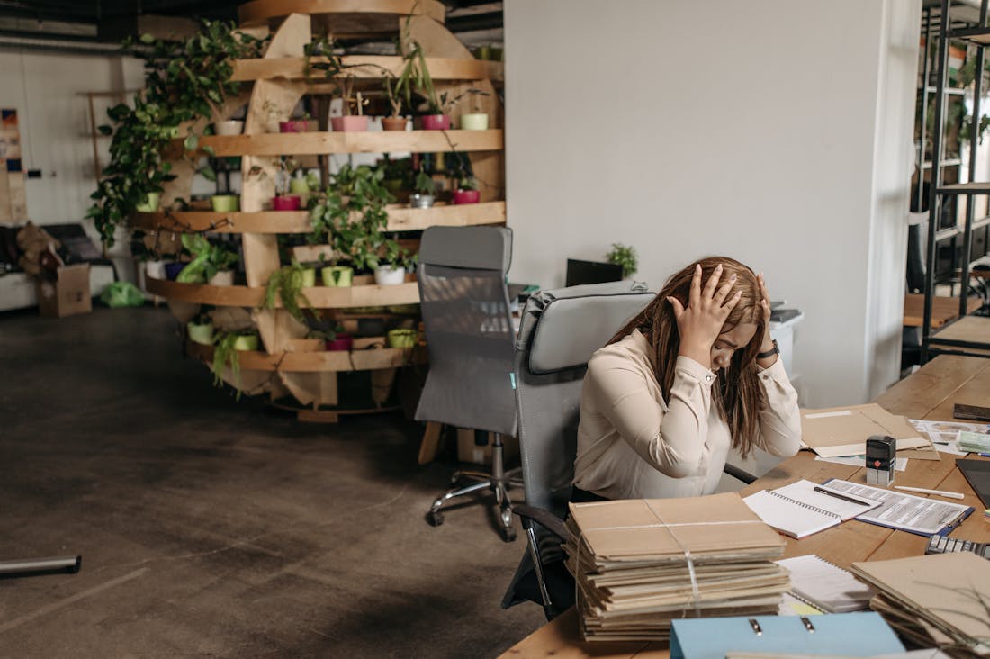 Balancing Wellness and Work: Practical Approaches to a Healthier Lifestyle Image 1