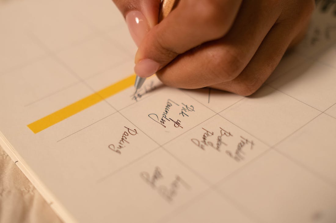 Balancing Work and Leisure: Crafting Your Ideal Daily Routine Image 3