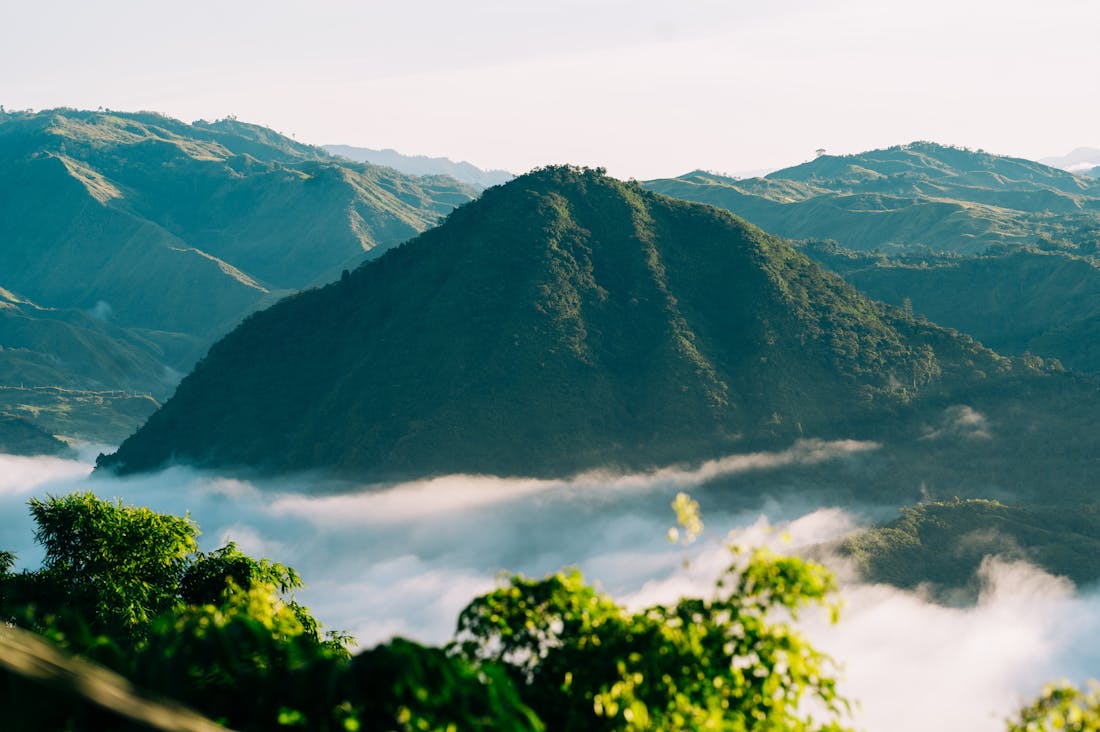 Benefits of Eco-Friendly Travel Choices for Modern Adventurers Image 1