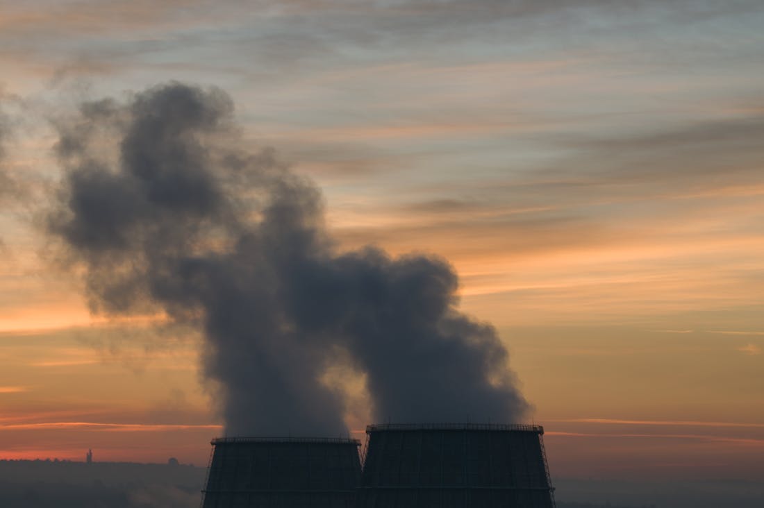 Benefits of Electric Vehicles for Eco-Conscious Consumers Today Image 2