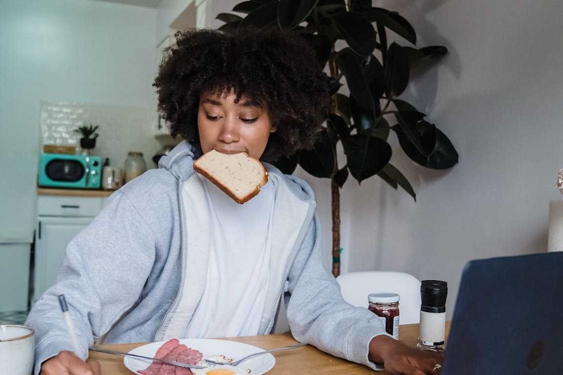 Boosting Wellness Through Mindful Eating Practices and Simple Meal Prep Strategies Image 2