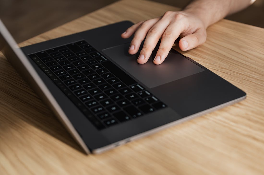 Bridging the Gap: How to Foster Healthy Relationships in the Digital Age Image 3