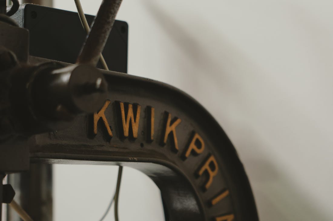 Building Better Relationships: The Role of Emotional Intelligence in Personal and Professional Life Image 3