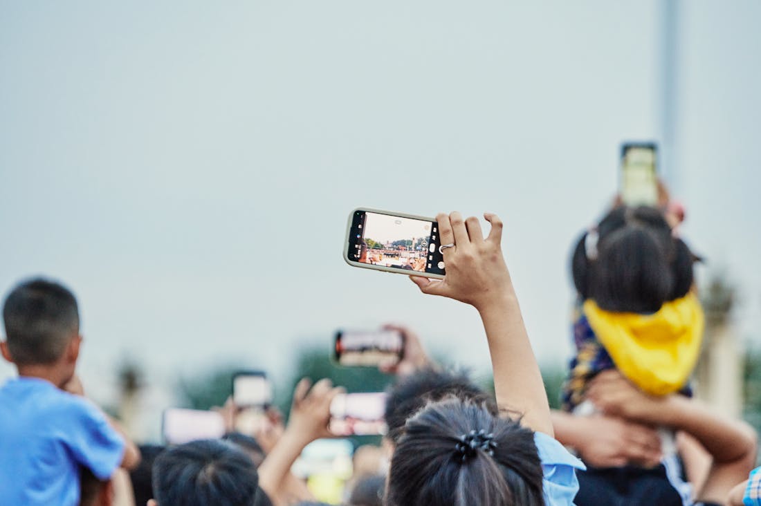 Building Strong Relationships in a Digital Age Image 3