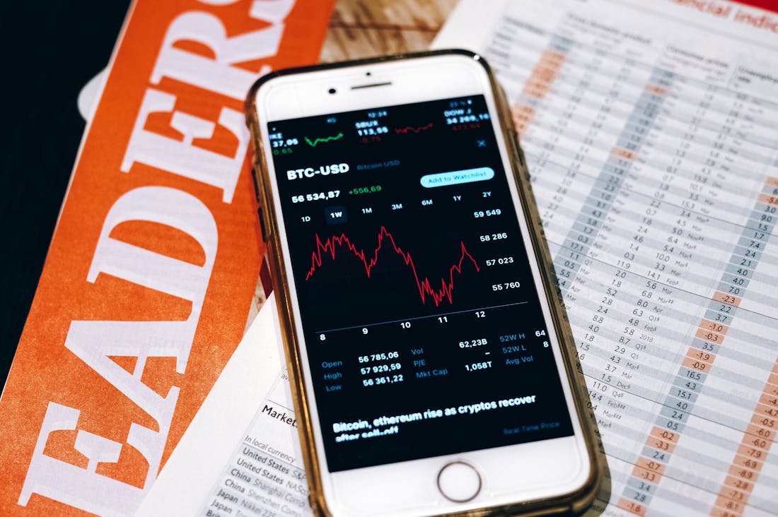 Building Wealth Through Smart Investment Choices in an Unstable Economy Image 3