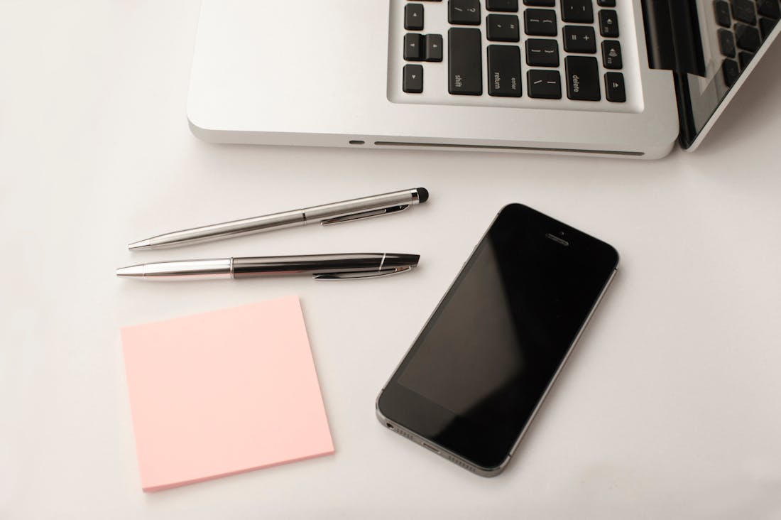 Choosing the Right Tech Gadgets to Simplify Everyday Tasks and Enhance Productivity Image 1