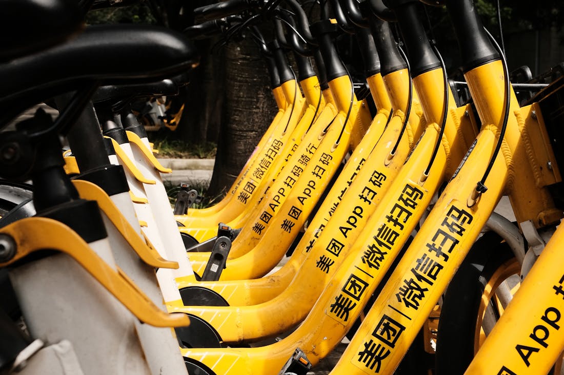 Consumer Trends Reshaping the Automotive Industry in 2023 Image 2