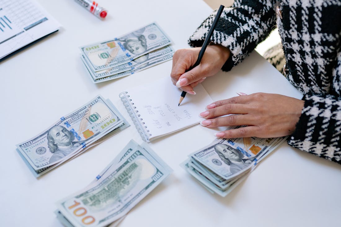 Crafting a Personal Finance Strategy for Lifelong Security and Growth Image 3