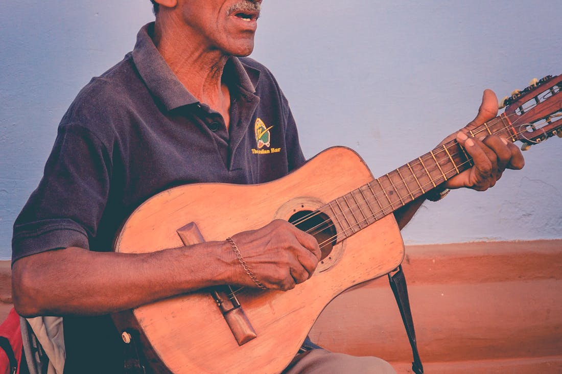 Crafting Memorable Travel Experiences Beyond the Typical Tourist Spots Image 1