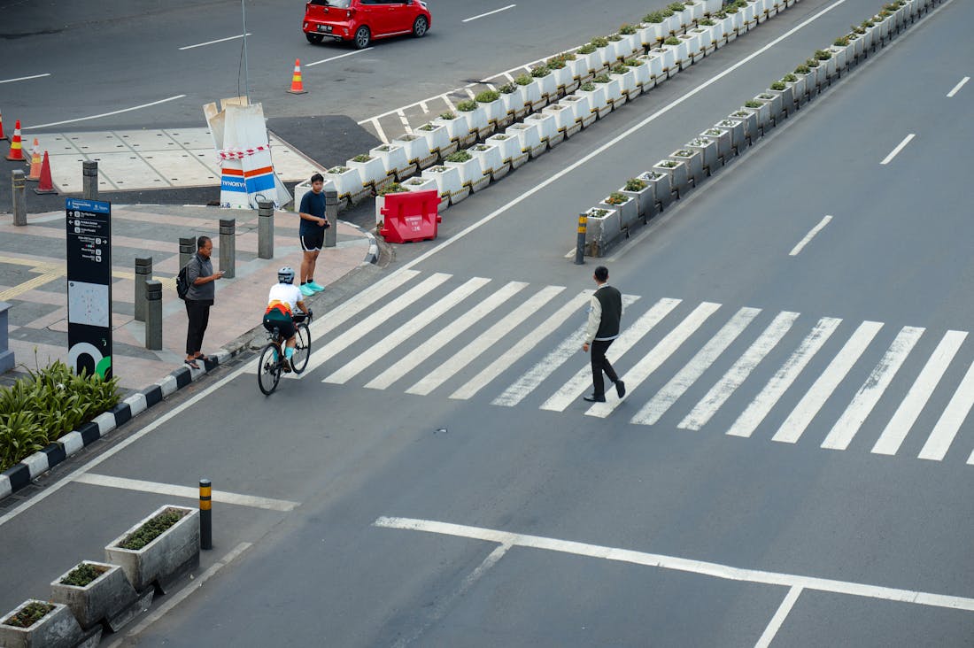 Critical Financial Habits for Achieving Long-Term Stability Image 1