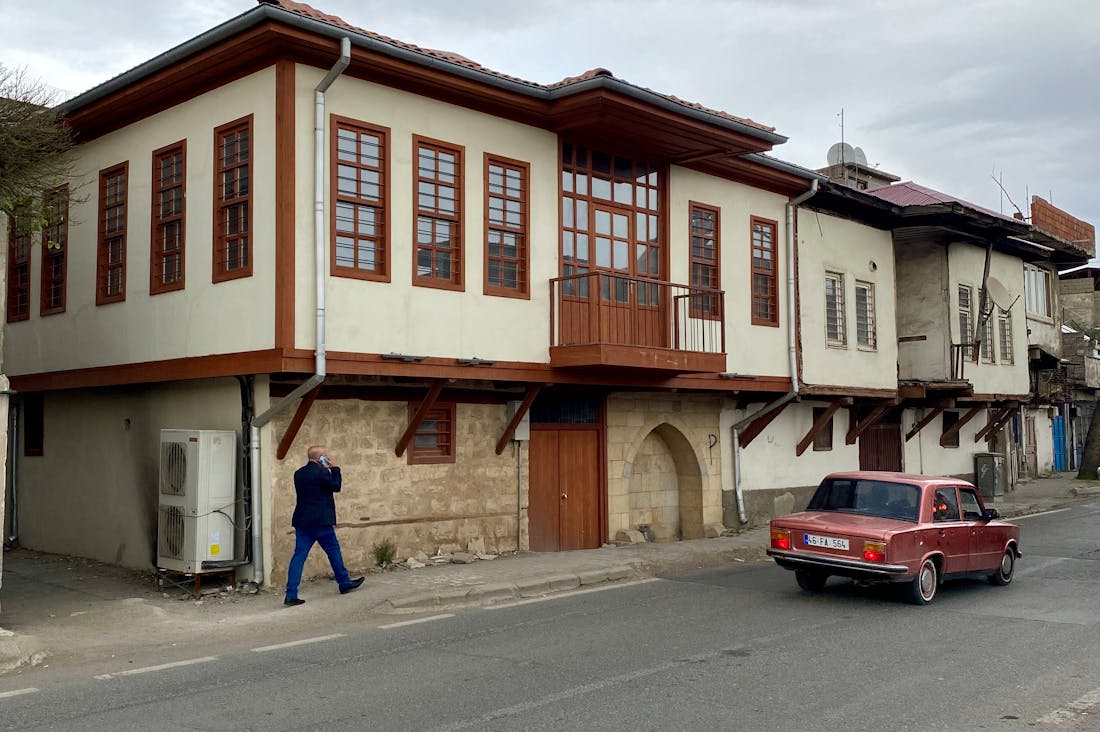 Crucial Steps to Take Before Buying a Used Car Image 1