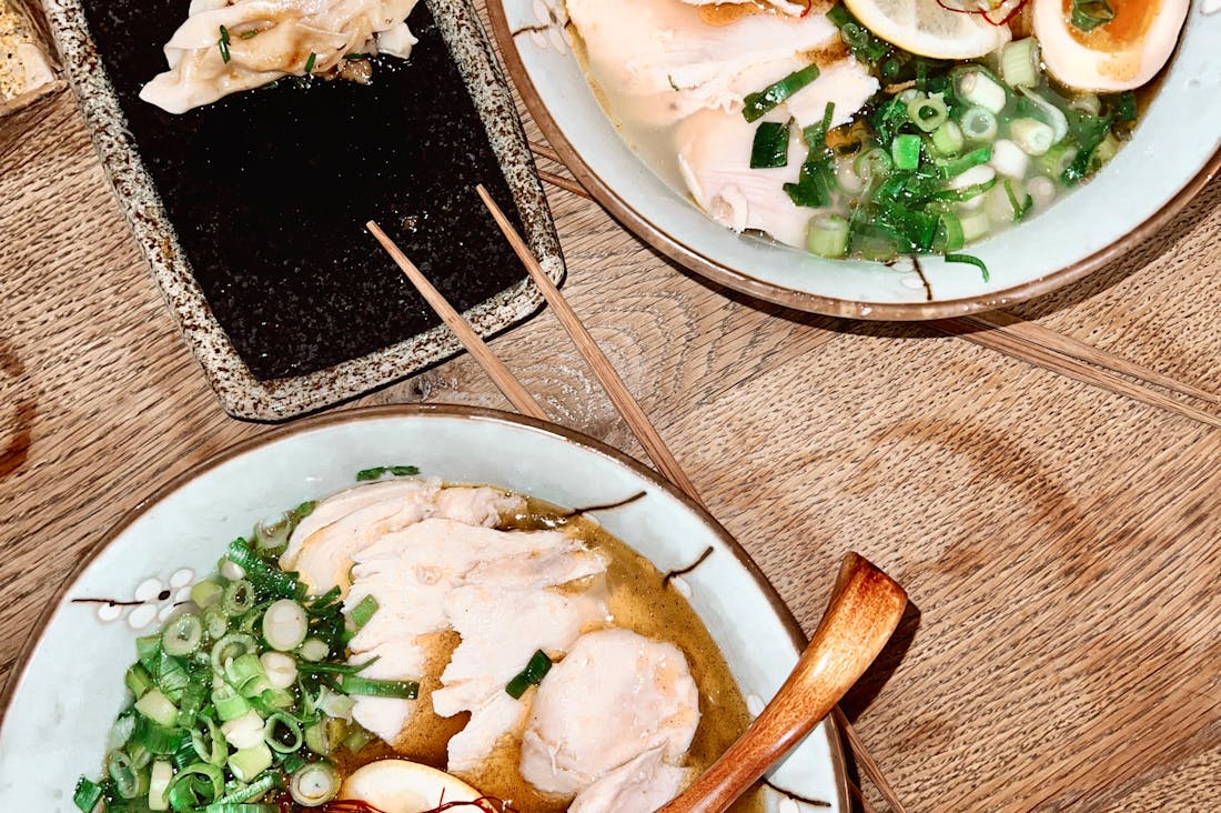 Culinary Trends Influencing Modern Home Cooking Experiences Image 1