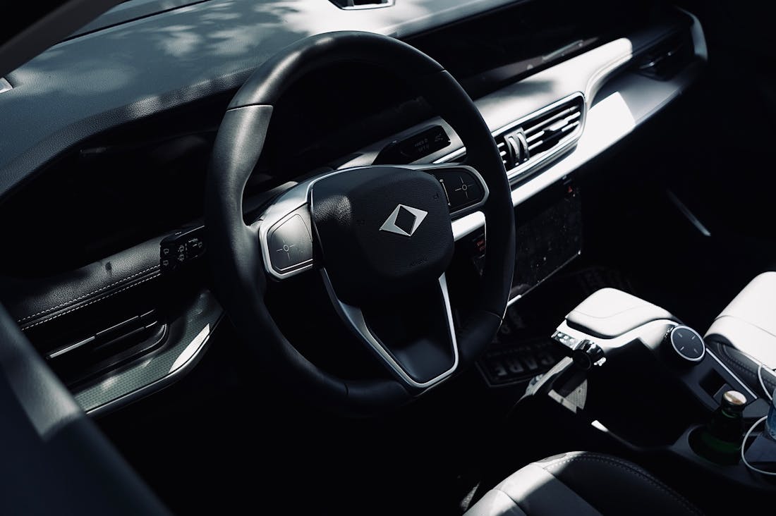 Cultivating Modern Comfort: Embracing Innovations in Automobile Technology Image 1