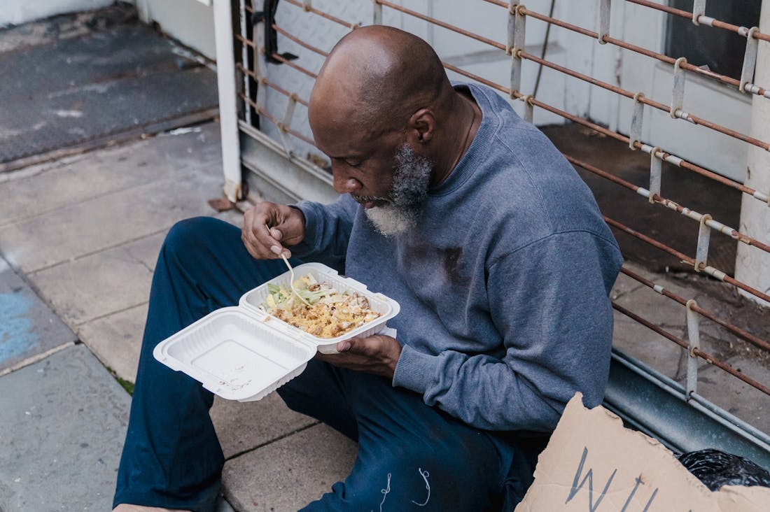 Cultivating Wellness through Mindful Eating Practices Image 1