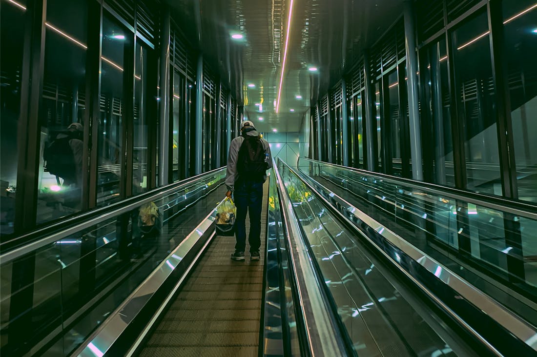 Cutting-Edge Auto Features Revolutionizing Safety and Comfort Image 2