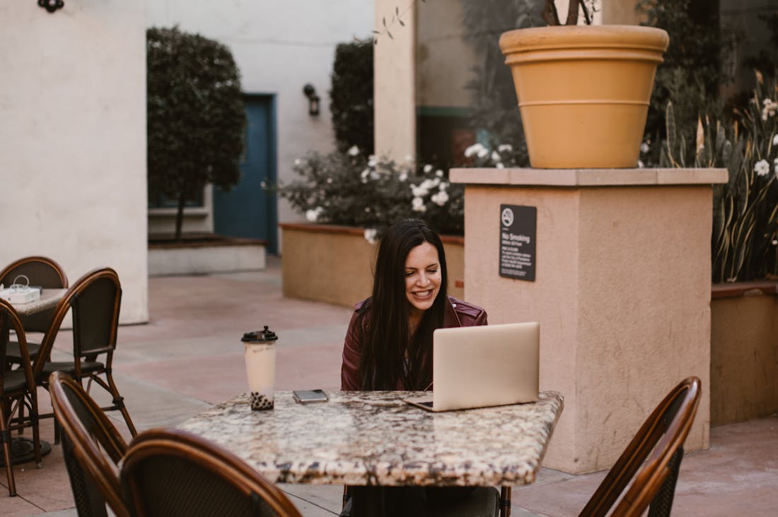 Cutting-Edge Technologies Reshaping Modern Living and Workspaces Image 3