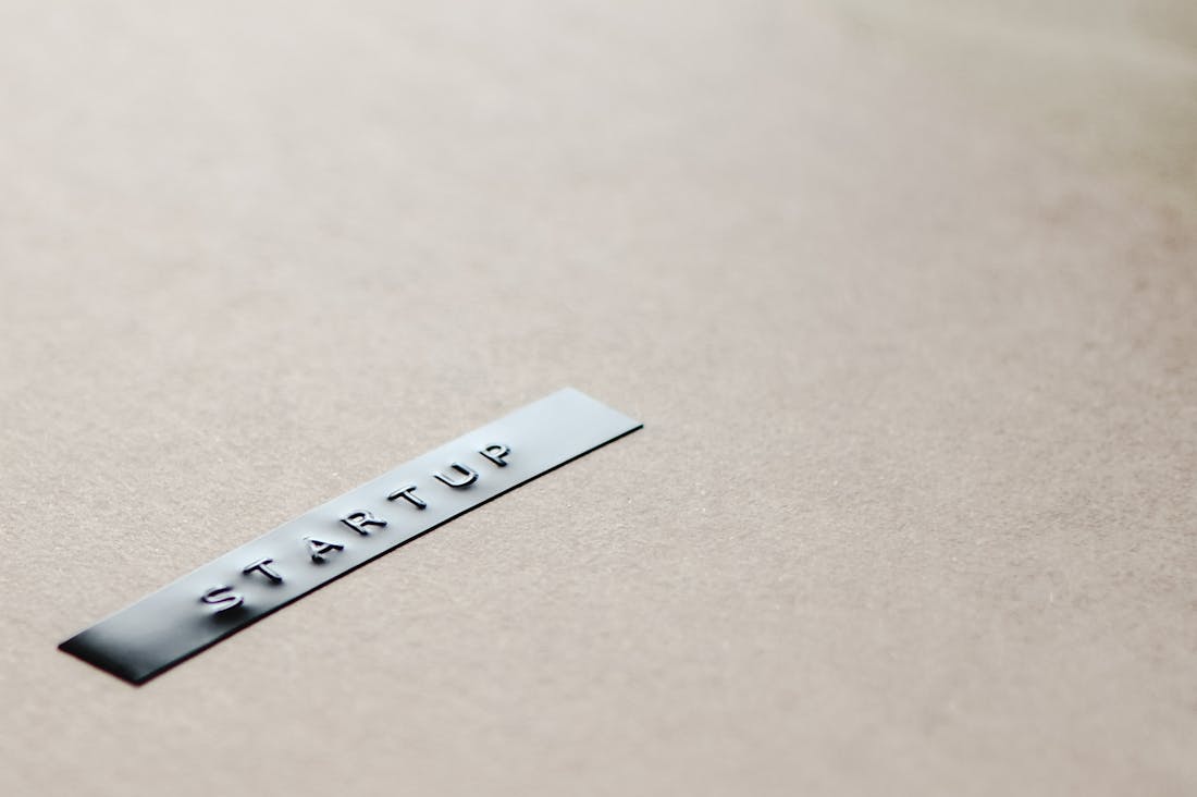 Decoding Financial Freedom: Essential Tips for Managing Your Money in the Modern Age Image 3