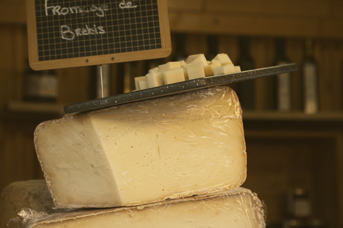Delicious Travel: Discovering Culinary Wonders in Uncharted Destinations Image 1