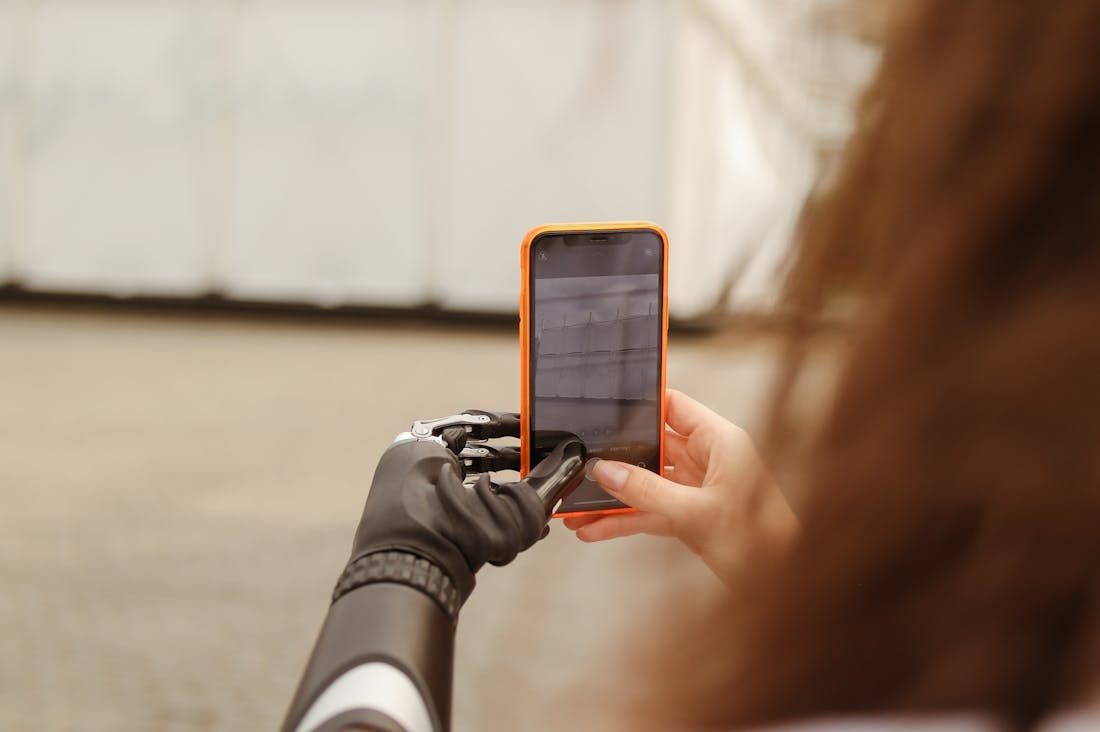 Discovering the Balance Between Digital Wellness and Technology Use Image 3