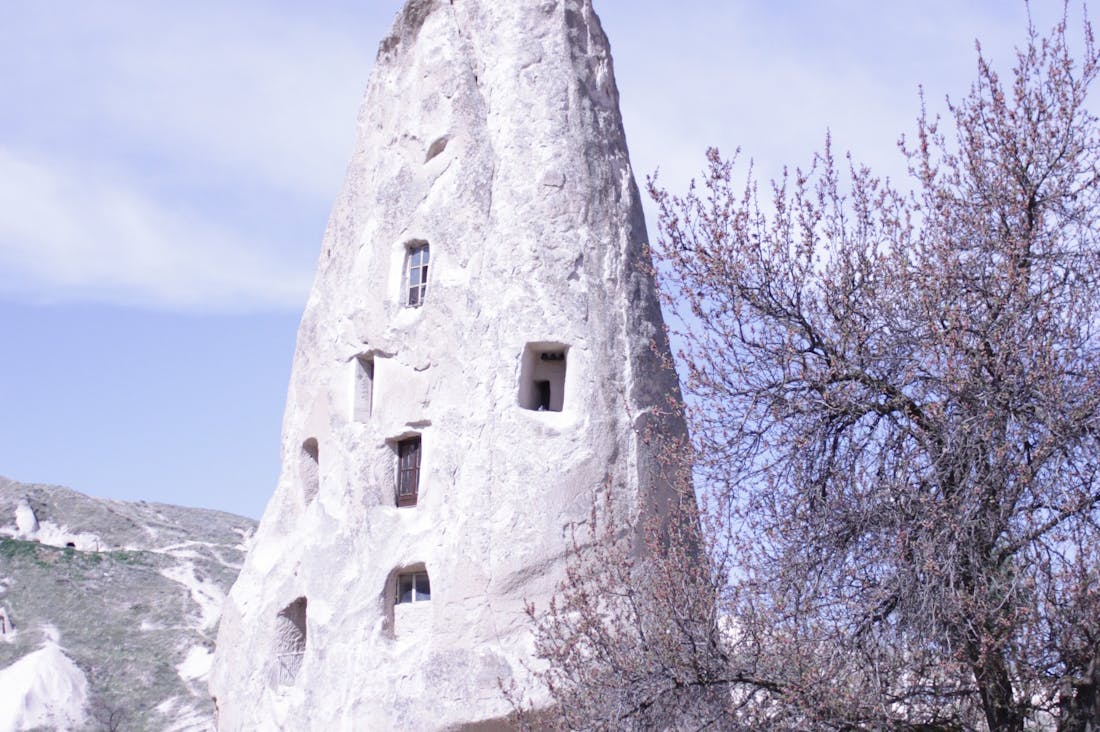 Discovering the Road Less Traveled: A Guide to Unique Travel Experiences Off the Beaten Path Image 3