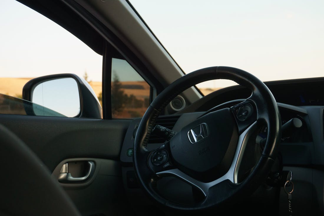 Driving into the Future: The Impact of Technology on Modern Automotive Innovations Image 1