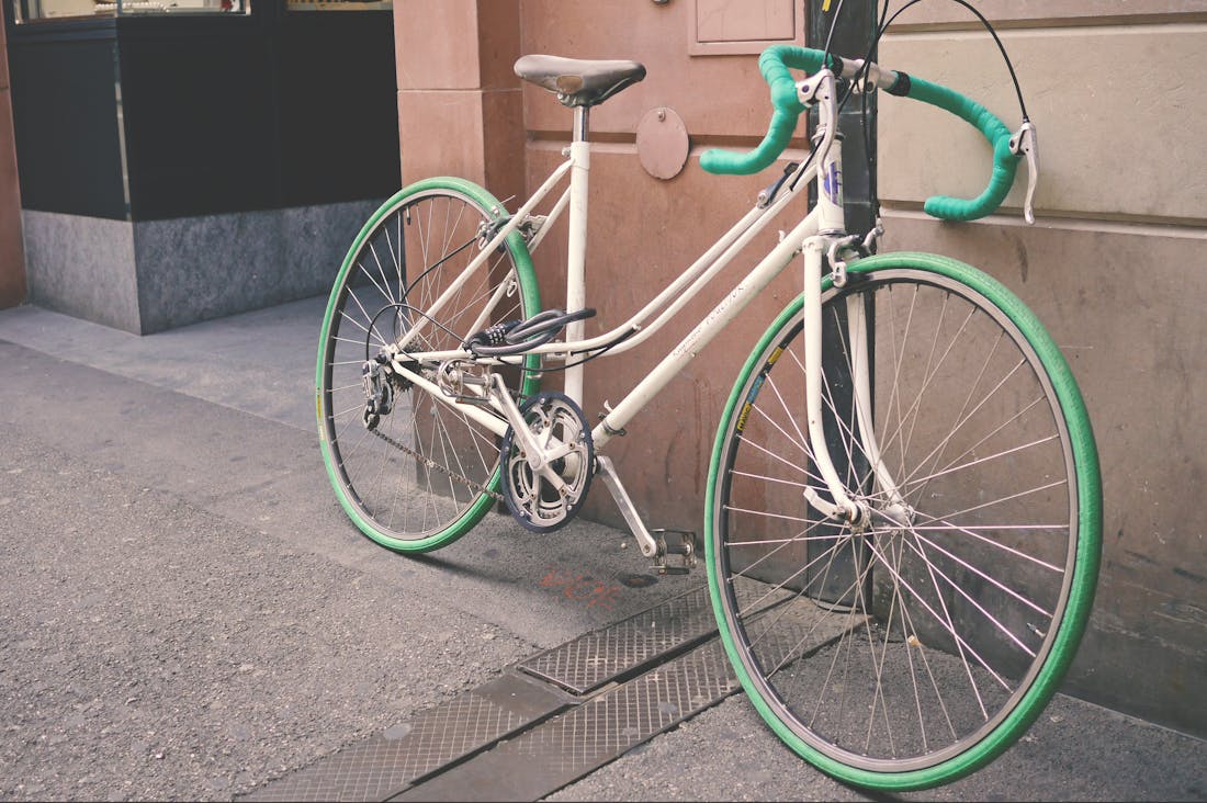 Eco-Friendly Automotive Trends Shaping the Future of Transportation Image 3