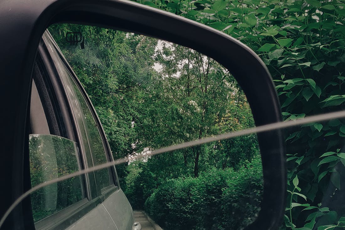 Eco-Friendly Choices Revolutionizing Automotive Industry Today Image 3