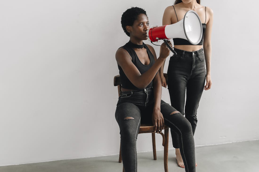 Effective Communication Skills for Personal and Professional Growth Image 2