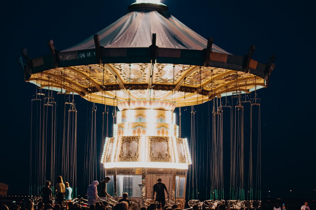 Electric Vehicles and Their Impact on Modern Transportation Image 2