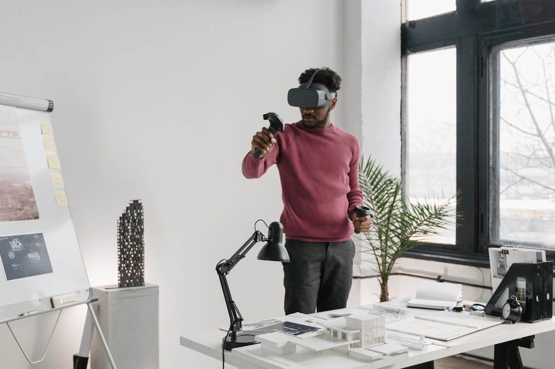 Elevating Your Tech Life: Essential Gadgets and Apps for Enhanced Productivity Image 1