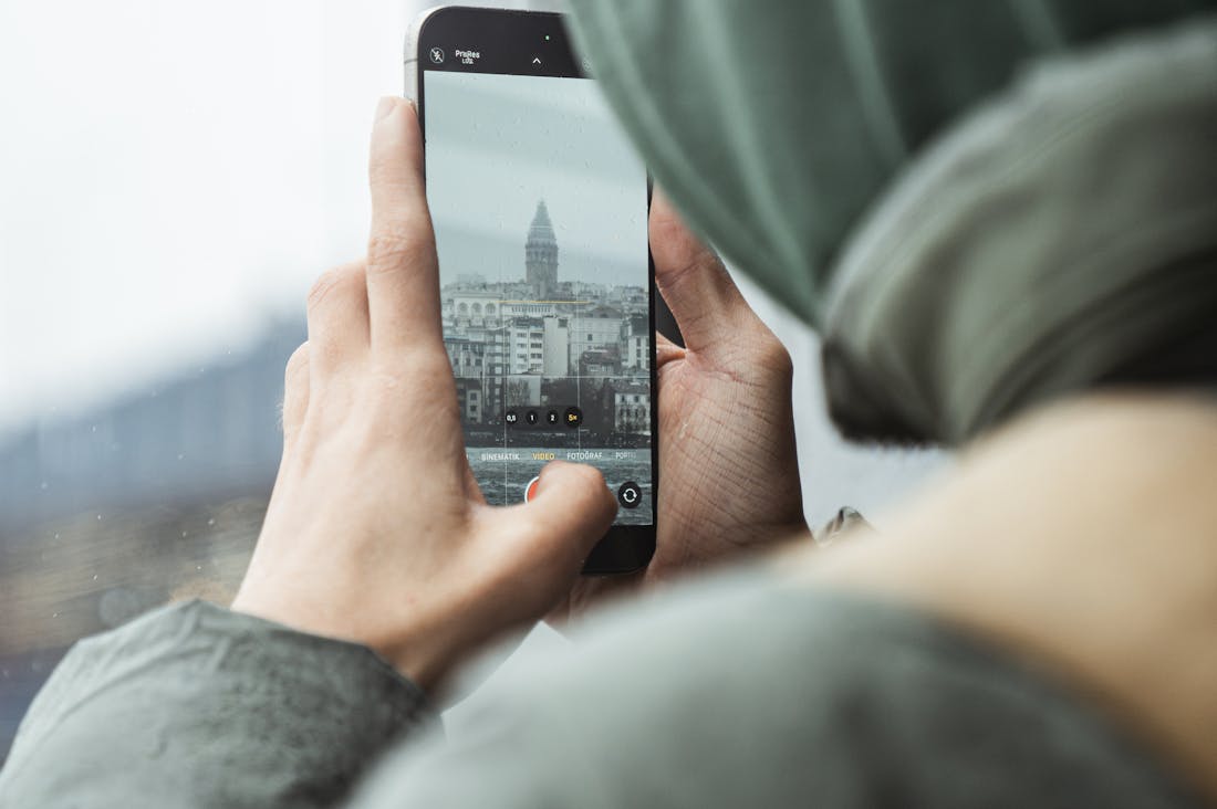 Elevating Your Travel Experience: Wellness and Tech Innovations on the Go Image 2